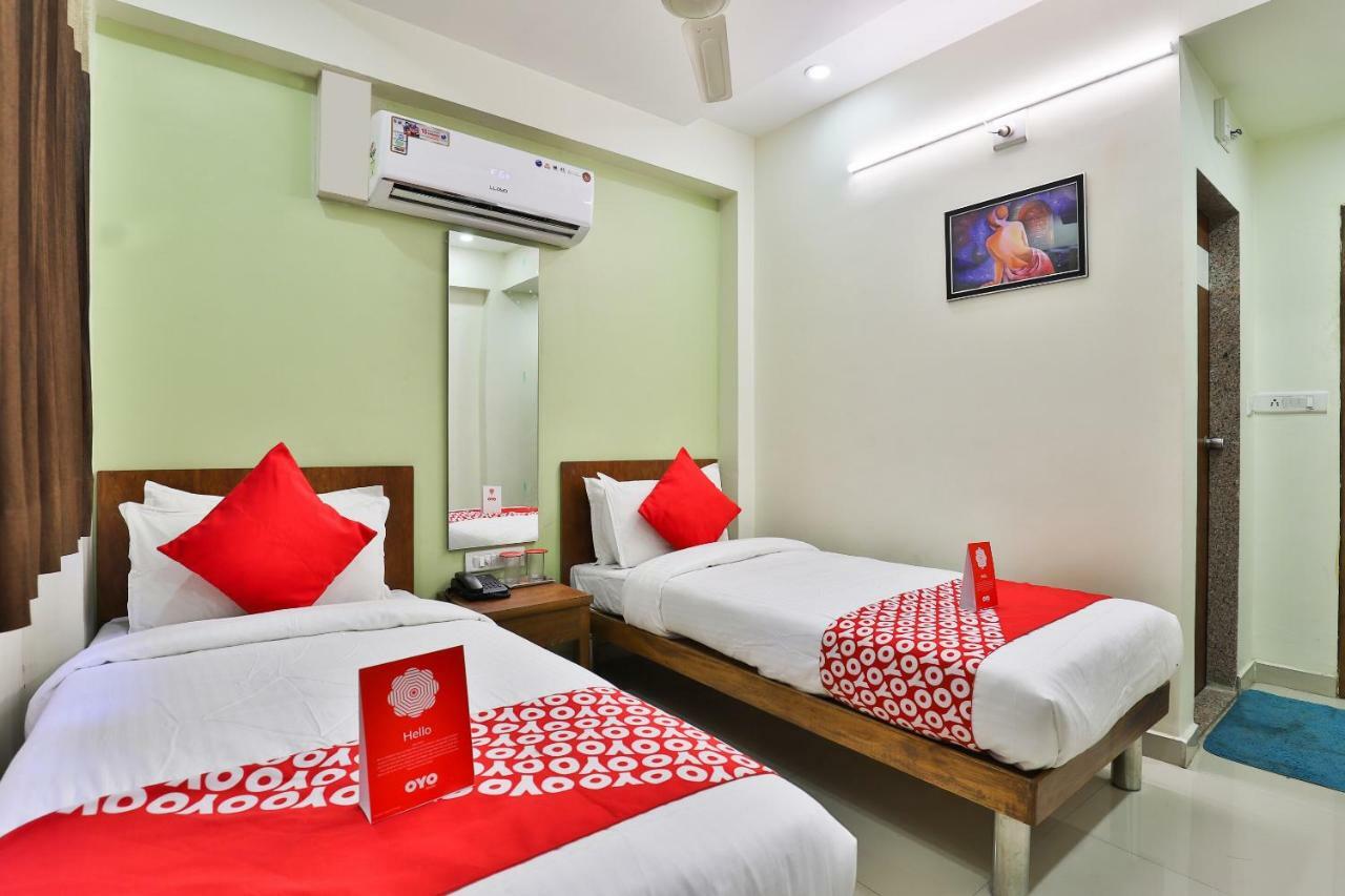 โอโย 15417 เรด โรส Hotel Batwa ภายนอก รูปภาพ
